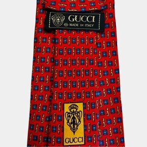 Vintage Gucci Silk Tie Red Geometric Made in Italy Classic Designer Necktie